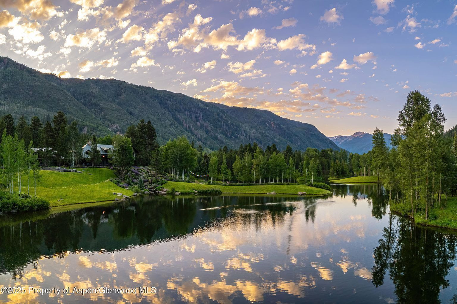 An Eye on the Market: Projections on Luxury Real Estate in 2025